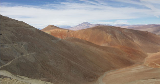 Location of Rock Waste Storage (right) with Phoenix Zone (left)